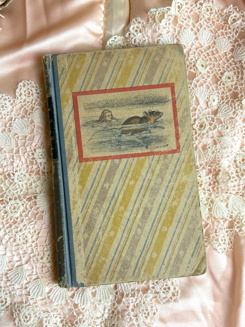Vintage Alice's Adventures in Wonderland, Lewis Carroll, Hardback Random House